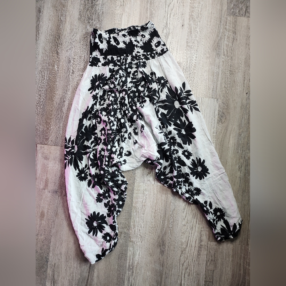 Floral Black and White Women's Slouchy Herem Pants With Stretchy Waist